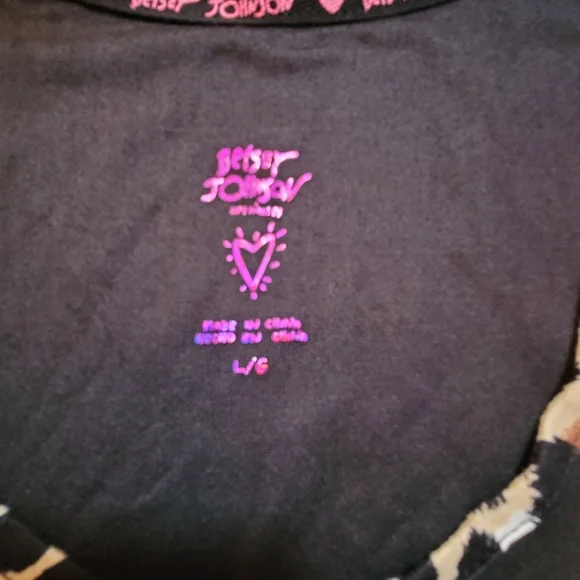 NWT Betsy Johnson Black Tank Top with Lace Detail on Shoulders Sz. L - Picture 5 of 5